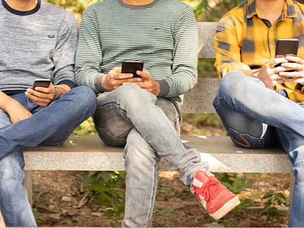Young people mobile smartphone millennial_crop